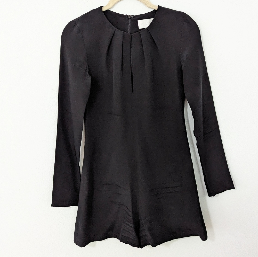 Alexis 100% Silk Pleated Keyhole Neckline Romper Shorts Long Sleeve Black XS.